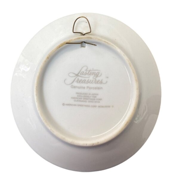 Lasting Treasures Porcelain Plate "For You Grandmother" With Wall Hanger - Picture 3 of 5